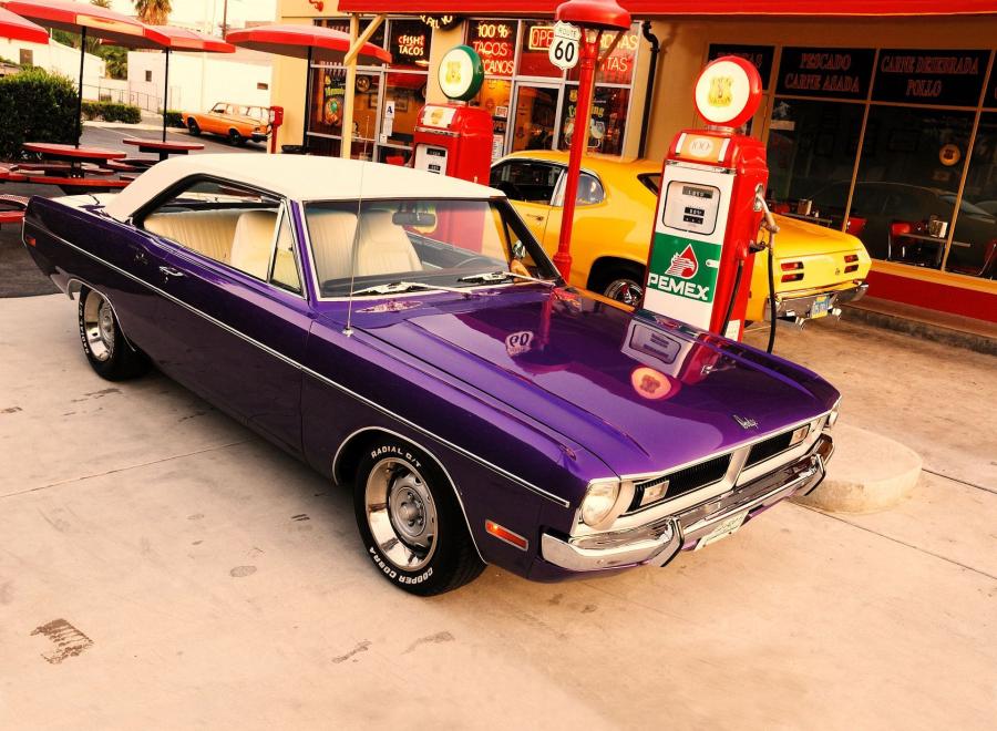  Dodge Dart Swinger 1970 года  (фото 2 из 2)